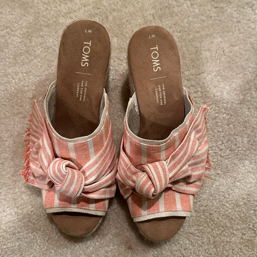 Women’s shoes